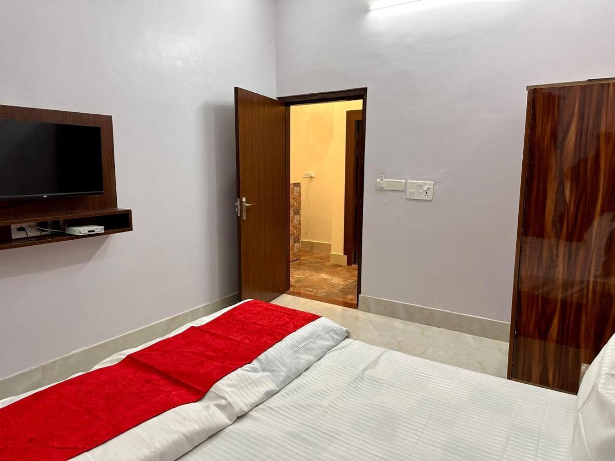 Raghuvar Inn Ayodhya 外观 照片