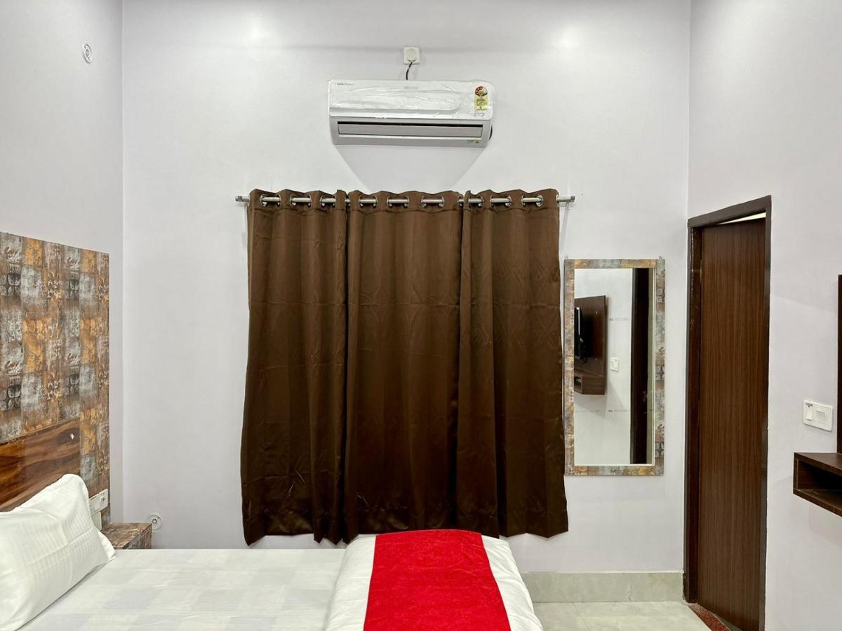 Raghuvar Inn Ayodhya 外观 照片